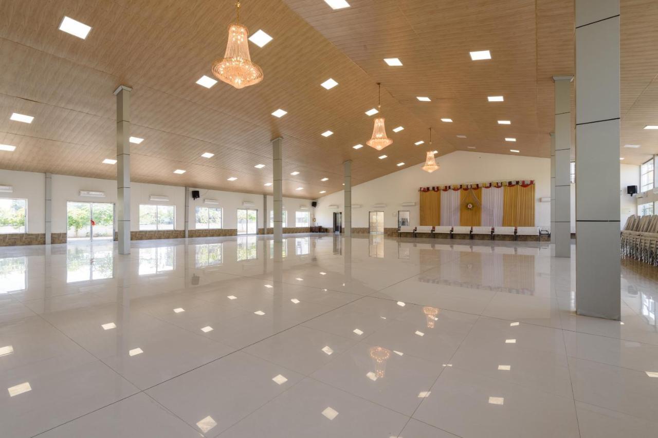 فندق شيرديفي  Oyo 22964 Kundan Lawns المظهر الخارجي الصورة